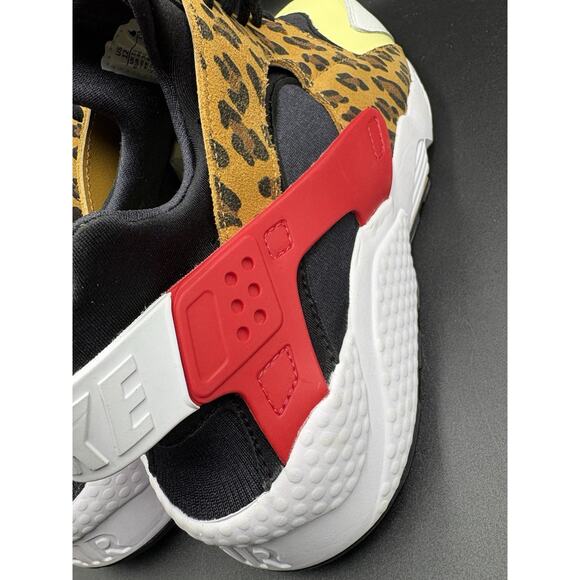 Nike Air Huarache “SNKRS DAY” Leopard Print Trainer - Sz. 12 main image 6